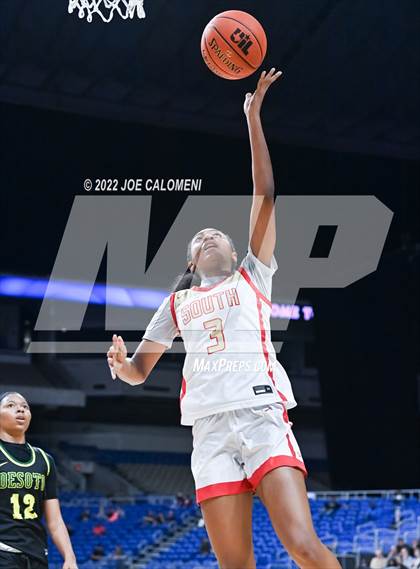 Thumbnail 3 in DeSoto vs South Grand Prairie (UIL 6A State Final) photogallery.