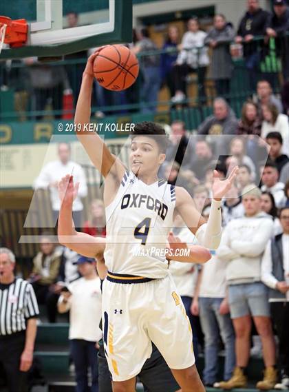 Thumbnail 3 in Oxford @ Lake Orion (MHSAA District Playoff) photogallery.