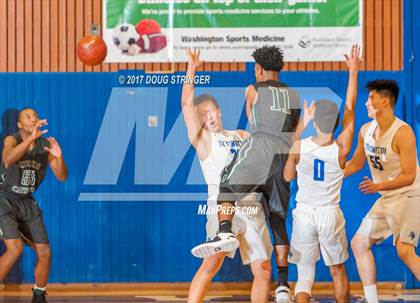 Thumbnail 2 in Moreau Catholic @ Irvington photogallery.
