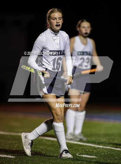 Thumbnail 2 in Selinsgrove vs. Central Columbia (PIAA District 4 1A Final) photogallery.