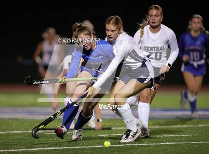 Thumbnail 1 in Selinsgrove vs. Central Columbia (PIAA District 4 1A Final) photogallery.