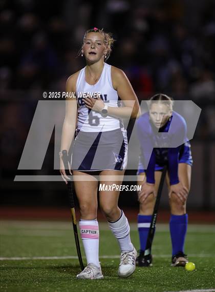 Thumbnail 1 in Selinsgrove vs. Central Columbia (PIAA District 4 1A Final) photogallery.