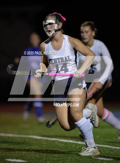 Thumbnail 2 in Selinsgrove vs. Central Columbia (PIAA District 4 1A Final) photogallery.