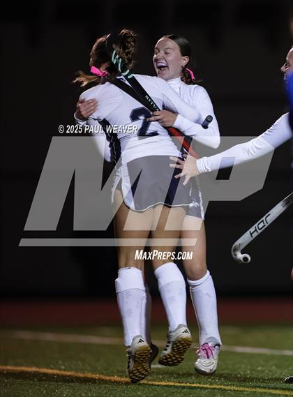 Thumbnail 2 in Selinsgrove vs. Central Columbia (PIAA District 4 1A Final) photogallery.