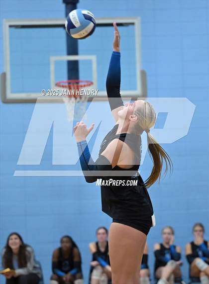 Thumbnail 3 in Lexington vs Oceanside (Dorman Tournament of Champions) photogallery.