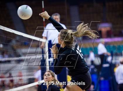Thumbnail 3 in Platte Valley vs. Valley (CHSAA 3A Playoff) photogallery.