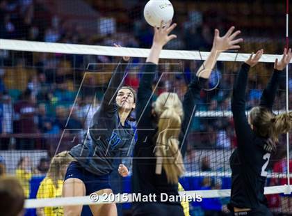 Thumbnail 2 in Platte Valley vs. Valley (CHSAA 3A Playoff) photogallery.