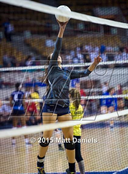 Thumbnail 3 in Platte Valley vs. Valley (CHSAA 3A Playoff) photogallery.