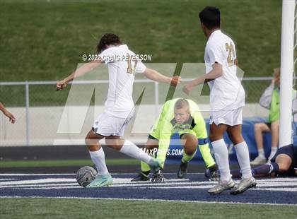 Thumbnail 2 in Ridgeline vs. Snow Canyon (UHSAA 4A Quarterfinal Playoff) photogallery.