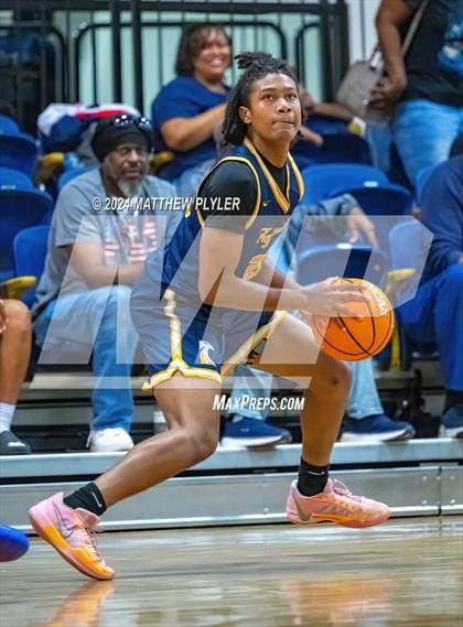 Thumbnail 1 in Fayetteville Academy vs New Life Christian Academy (Veterans Day Tournament) photogallery.