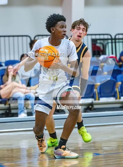 Thumbnail 3 in Fayetteville Academy vs New Life Christian Academy (Veterans Day Tournament) photogallery.