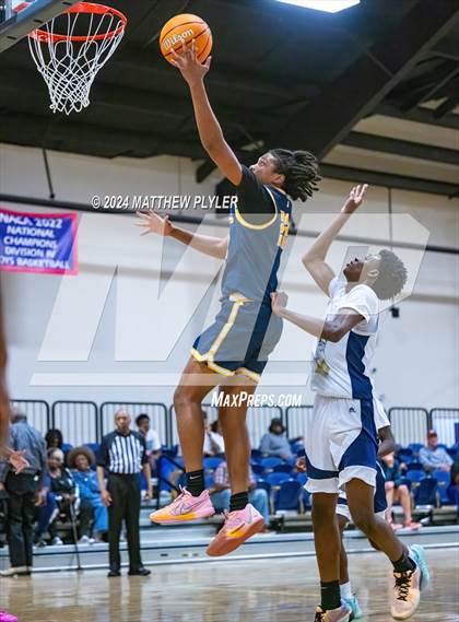 Thumbnail 1 in Fayetteville Academy vs New Life Christian Academy (Veterans Day Tournament) photogallery.