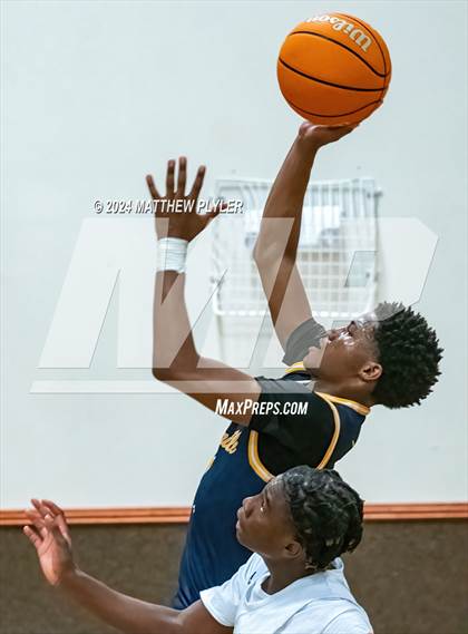 Thumbnail 1 in Fayetteville Academy vs New Life Christian Academy (Veterans Day Tournament) photogallery.