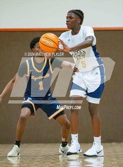 Thumbnail 2 in Fayetteville Academy vs New Life Christian Academy (Veterans Day Tournament) photogallery.