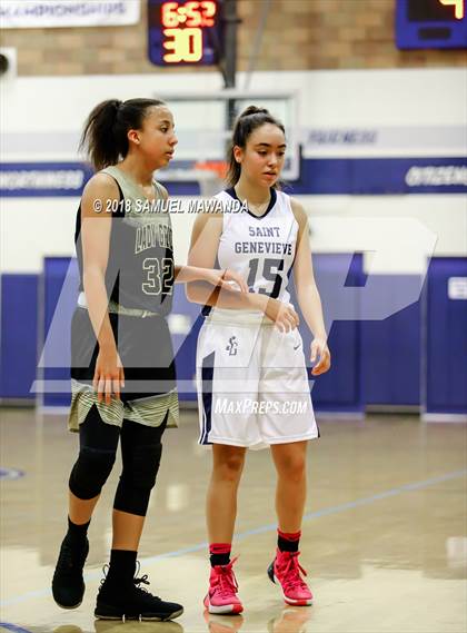 Thumbnail 3 in St. Genevieve vs Spring Valley (War on the Floor) photogallery.