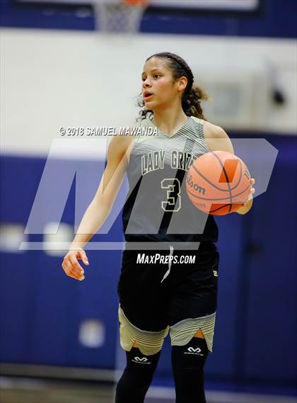Thumbnail 1 in St. Genevieve vs Spring Valley (War on the Floor) photogallery.