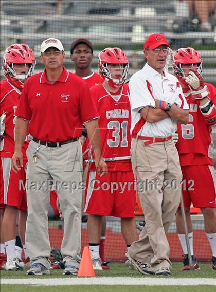 Thumbnail 3 in Simsbury vs Conard (CCC West Game) photogallery.
