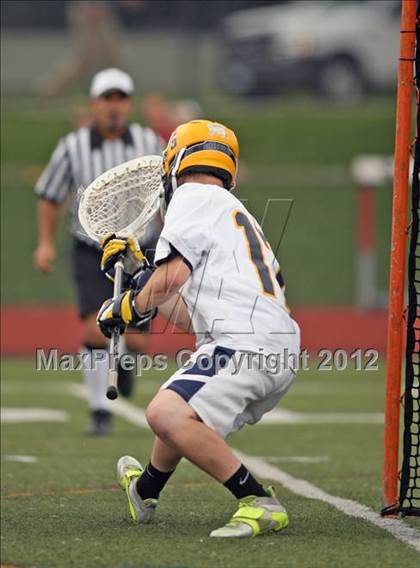 Thumbnail 3 in Simsbury vs Conard (CCC West Game) photogallery.