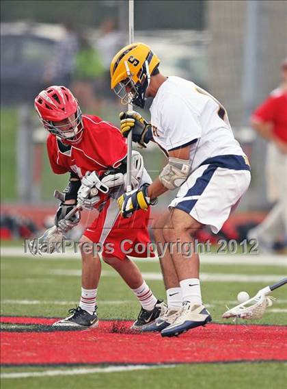 Thumbnail 2 in Simsbury vs Conard (CCC West Game) photogallery.