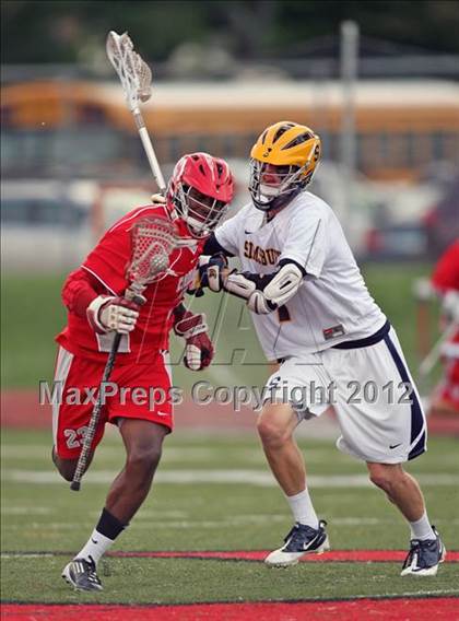 Thumbnail 3 in Simsbury vs Conard (CCC West Game) photogallery.