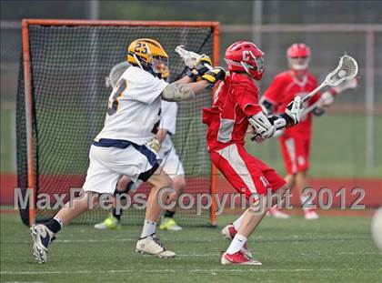 Thumbnail 3 in Simsbury vs Conard (CCC West Game) photogallery.