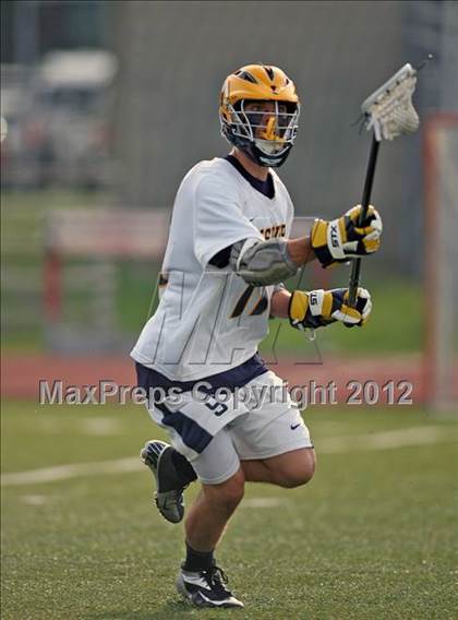 Thumbnail 2 in Simsbury vs Conard (CCC West Game) photogallery.