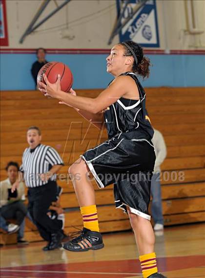 Thumbnail 1 in Encina @ Mira Loma photogallery.