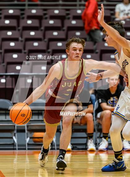 Thumbnail 1 in San Juan vs. Juab photogallery.