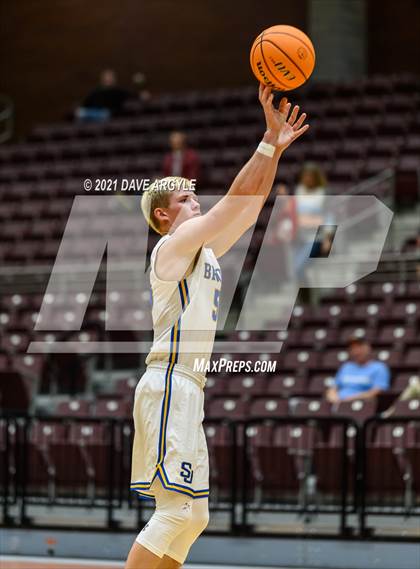Thumbnail 2 in San Juan vs. Juab photogallery.