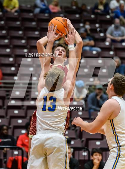 Thumbnail 1 in San Juan vs. Juab photogallery.