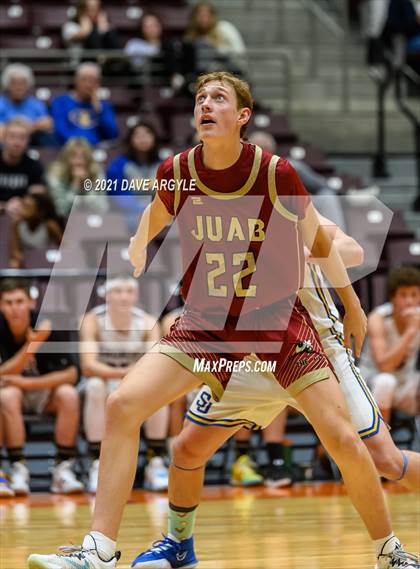 Thumbnail 1 in San Juan vs. Juab photogallery.