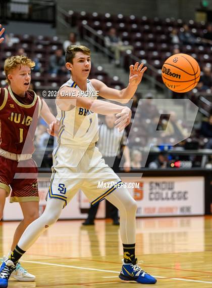Thumbnail 2 in San Juan vs. Juab photogallery.