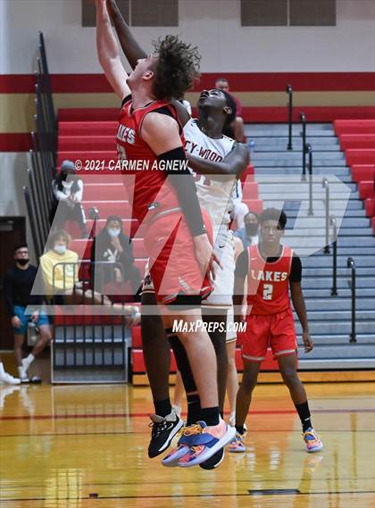 Thumbnail 2 in Cypress Woods vs Cypress Lakes photogallery.