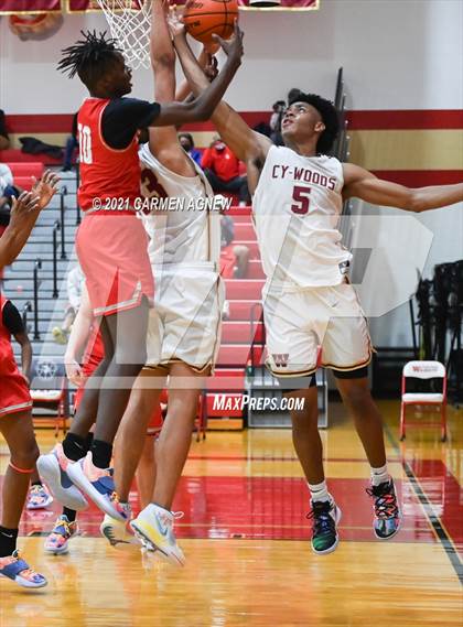 Thumbnail 3 in Cypress Woods vs Cypress Lakes photogallery.