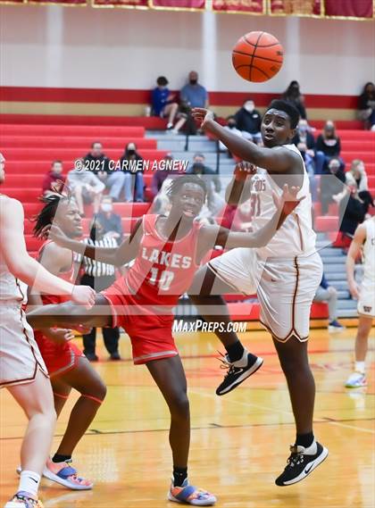 Thumbnail 2 in Cypress Woods vs Cypress Lakes photogallery.