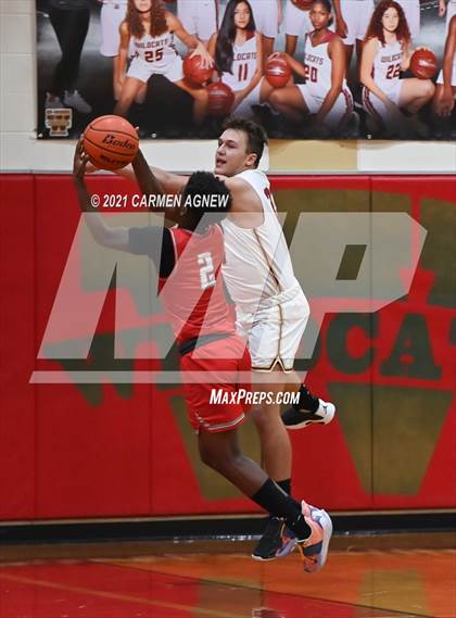 Thumbnail 1 in Cypress Woods vs Cypress Lakes photogallery.