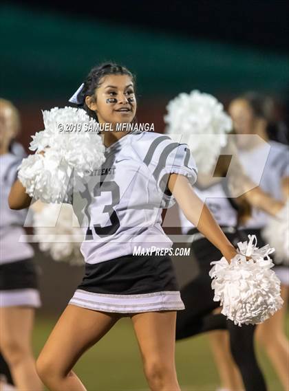 Thumbnail 3 in Norfolk @ Lincoln Northeast photogallery.