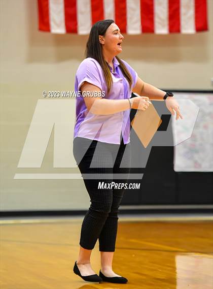 Thumbnail 3 in Gilmer vs. Spring Hill (UIL 4A Quarterfinal) photogallery.