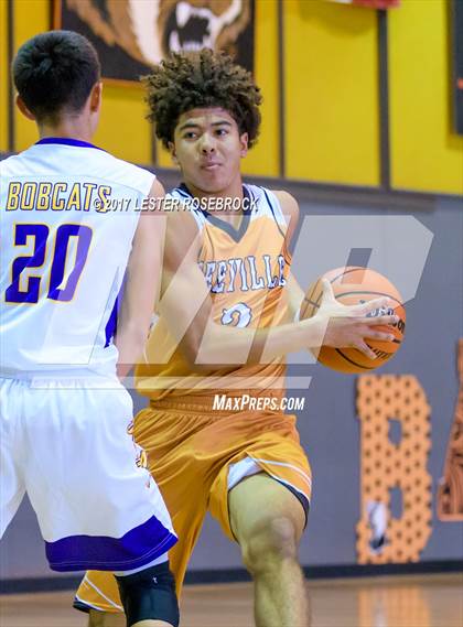 Thumbnail 1 in Jones @ Skidmore-Tynan (Karnes City Basketball Tournament) photogallery.