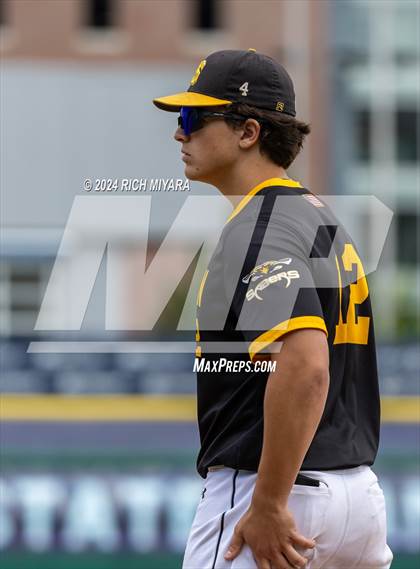 Thumbnail 3 in Souhegan vs. Bow (NHIAA D2 Final) photogallery.