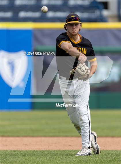 Thumbnail 1 in Souhegan vs. Bow (NHIAA D2 Final) photogallery.