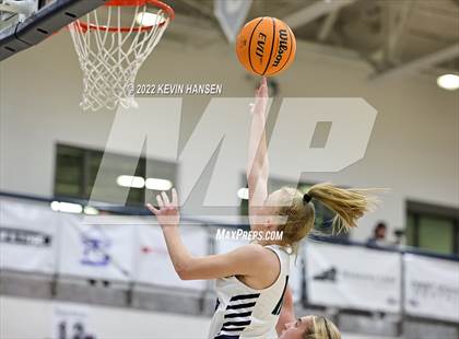 Thumbnail 1 in Bonneville @ Syracuse photogallery.