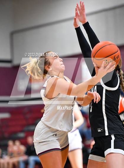 Thumbnail 1 in Nocona @ Millsap photogallery.