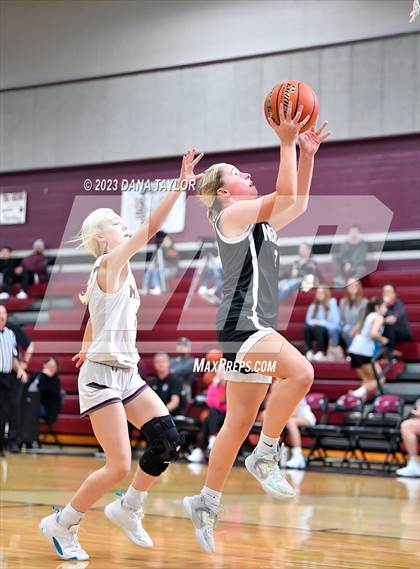 Thumbnail 2 in Nocona @ Millsap photogallery.
