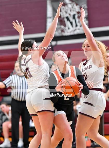 Thumbnail 3 in Nocona @ Millsap photogallery.