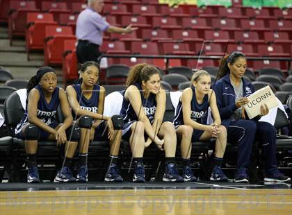 Thumbnail 1 in Pinewood vs Sierra Canyon (CIF State D5 Final) photogallery.