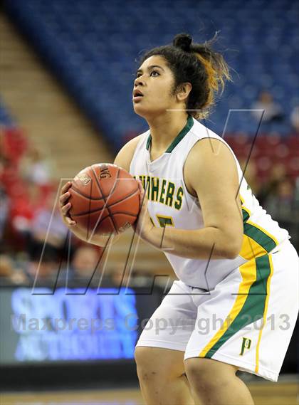 Thumbnail 1 in Pinewood vs Sierra Canyon (CIF State D5 Final) photogallery.