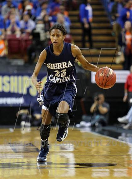 Thumbnail 3 in Pinewood vs Sierra Canyon (CIF State D5 Final) photogallery.