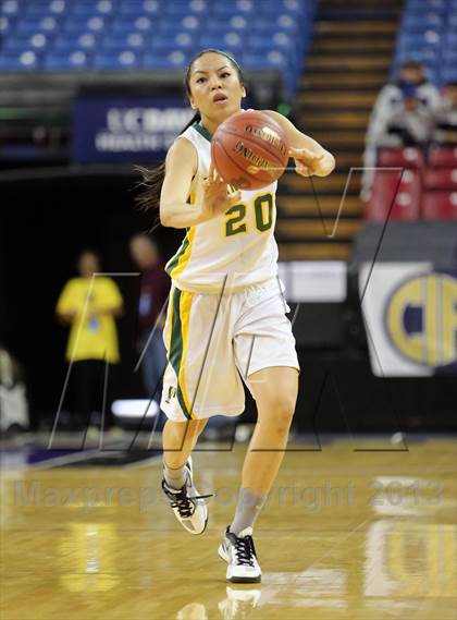 Thumbnail 2 in Pinewood vs Sierra Canyon (CIF State D5 Final) photogallery.