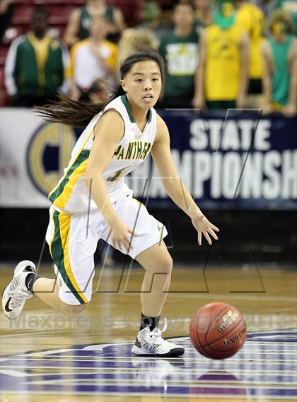 Thumbnail 1 in Pinewood vs Sierra Canyon (CIF State D5 Final) photogallery.